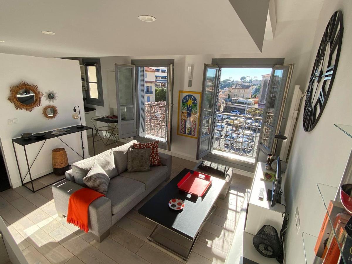 Superbe Studio Au Centre De Vence Appartement Buitenkant foto